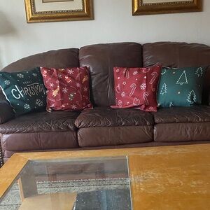 Festive Holiday Throw Pillow Set - Red and Green